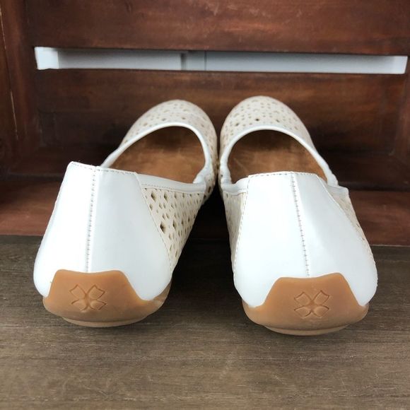 Naturalizer N5 Comfort Undone White Ballet Flats - Picture 6 of 10